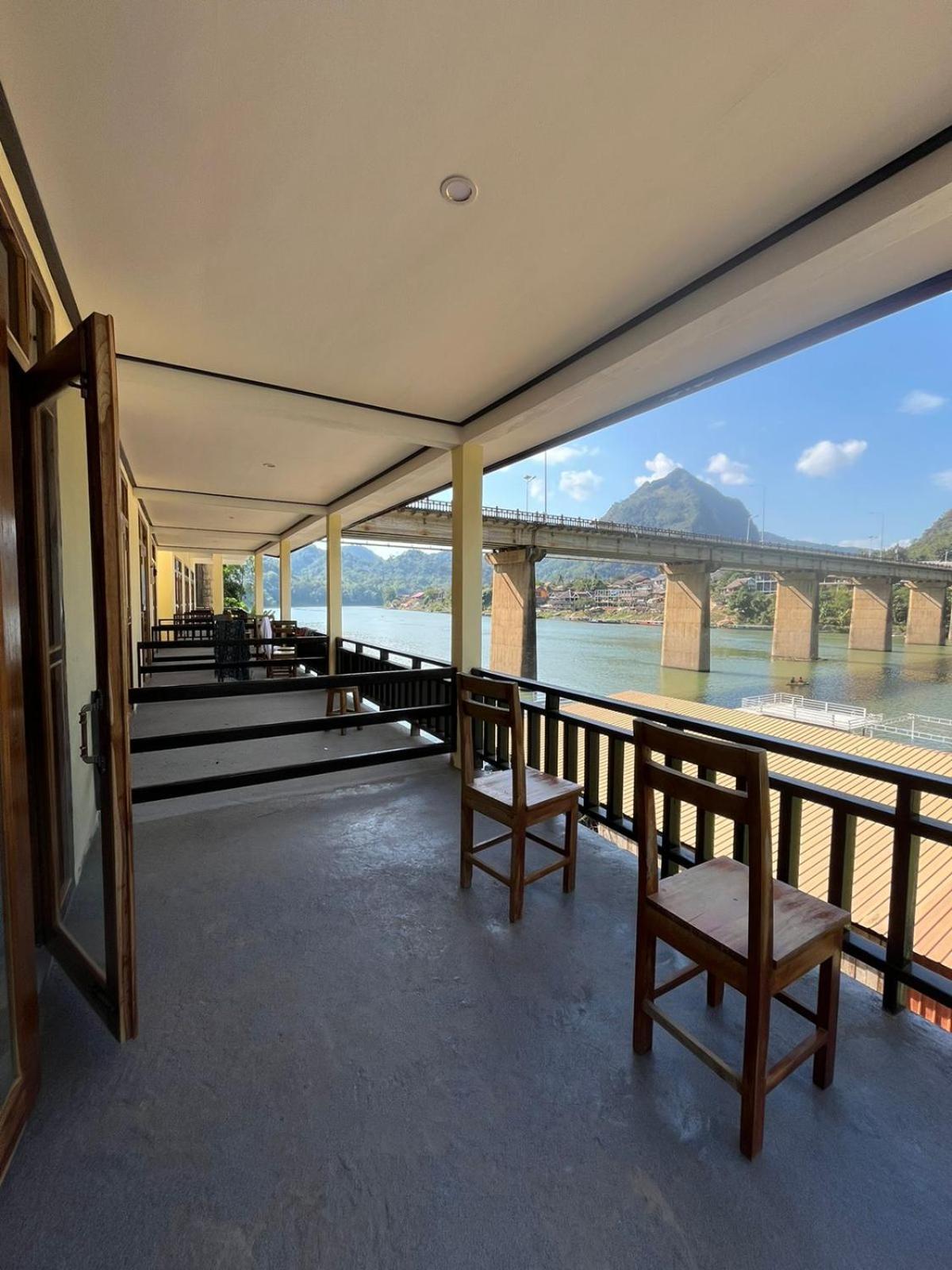 Hotel Cam U View Bungalow à Nongkhiaw Extérieur photo
